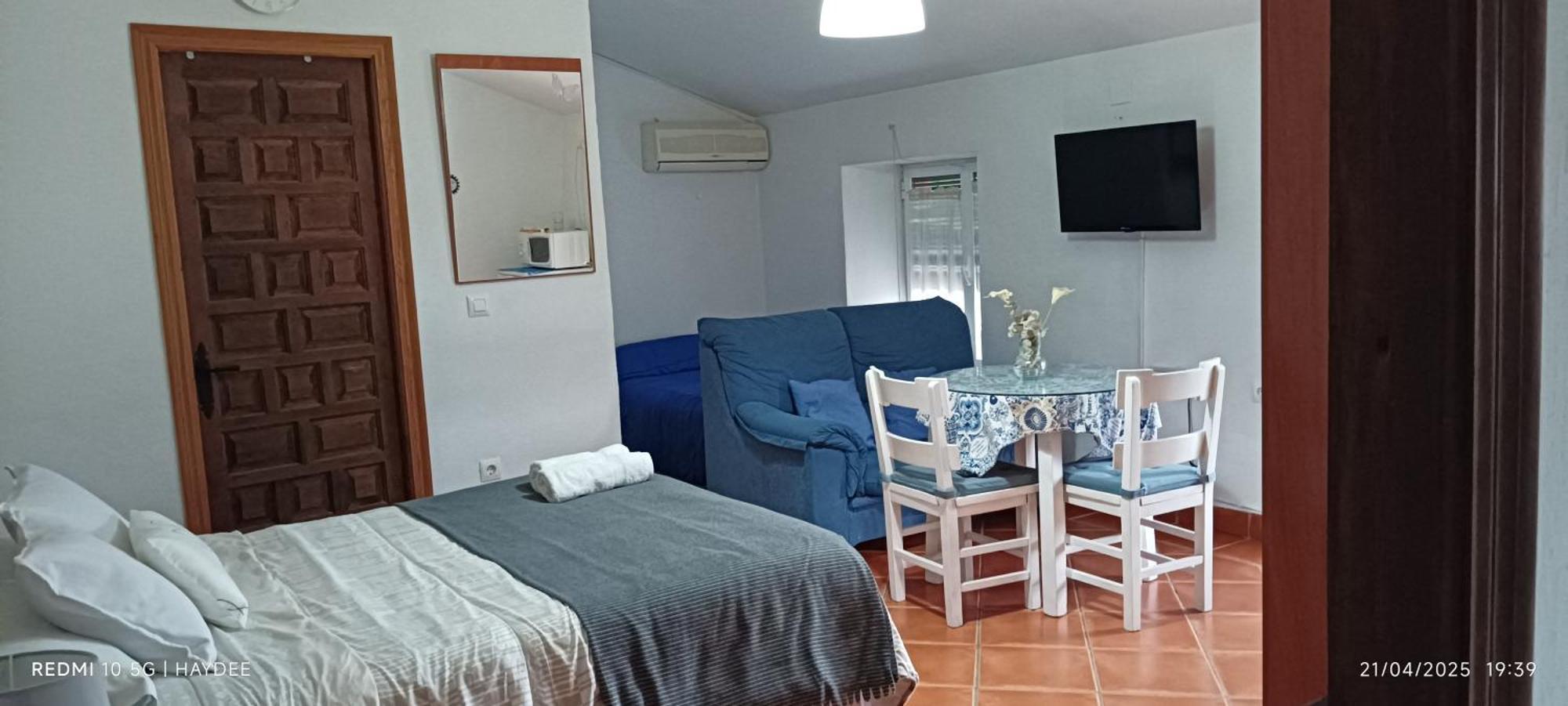 Casa El Azahin Vendégház Cazalla de la Sierra Szoba fotó